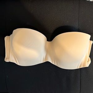 Nicole Miller Strapless Bra